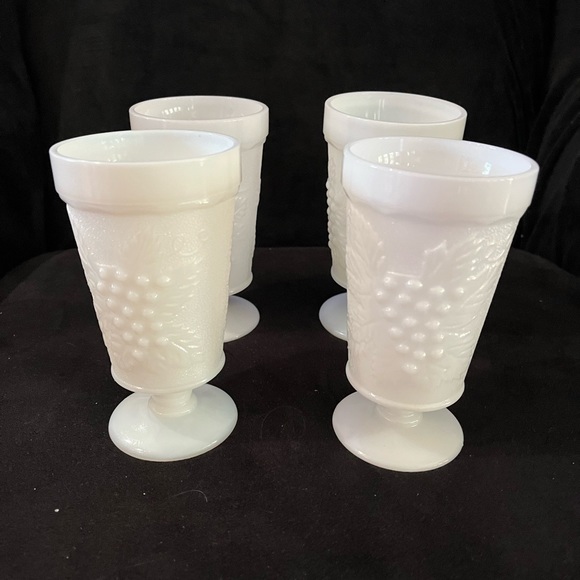 Milk Glass Dining Vintage Milk Glasses Poshmark